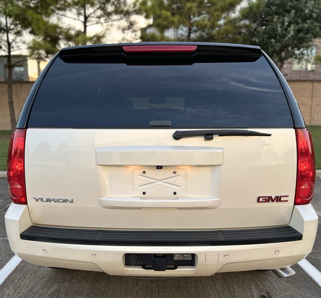 2013 GMC Yukon SLT 8 PASS 20 " WHEELS HTD & COOL SEATS SUPER CLEAN   - Photo 28 - Stafford, TX 77477