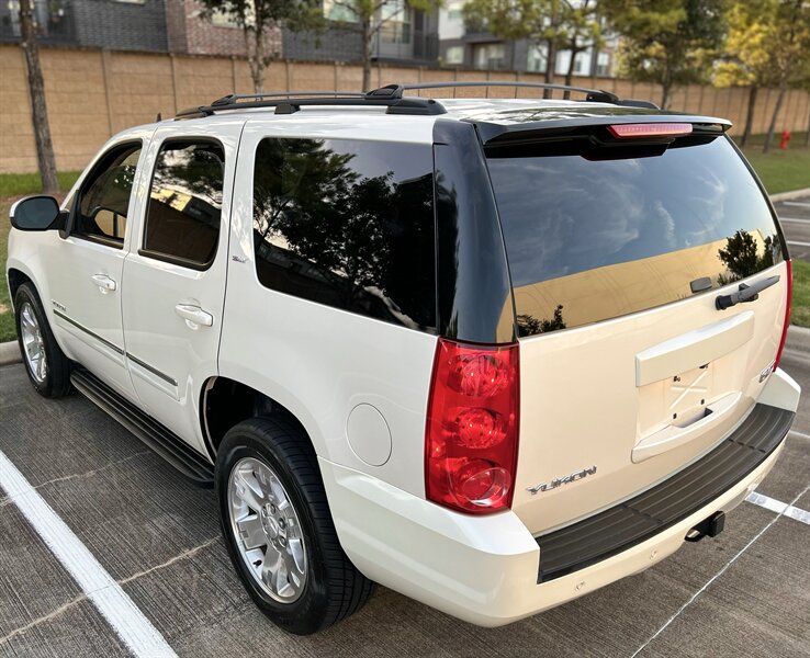 2013 GMC Yukon SLT 8 PASS 20 " WHEELS HTD & COOL SEATS SUPER CLEAN   - Photo 34 - Stafford, TX 77477