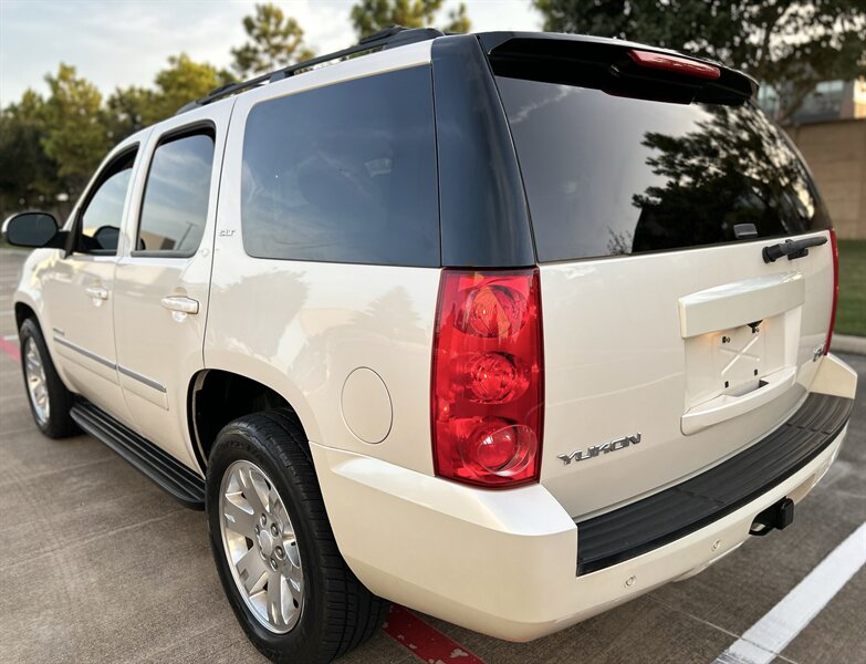 2013 GMC Yukon SLT 8 PASS 20 " WHEELS HTD & COOL SEATS SUPER CLEAN   - Photo 33 - Stafford, TX 77477