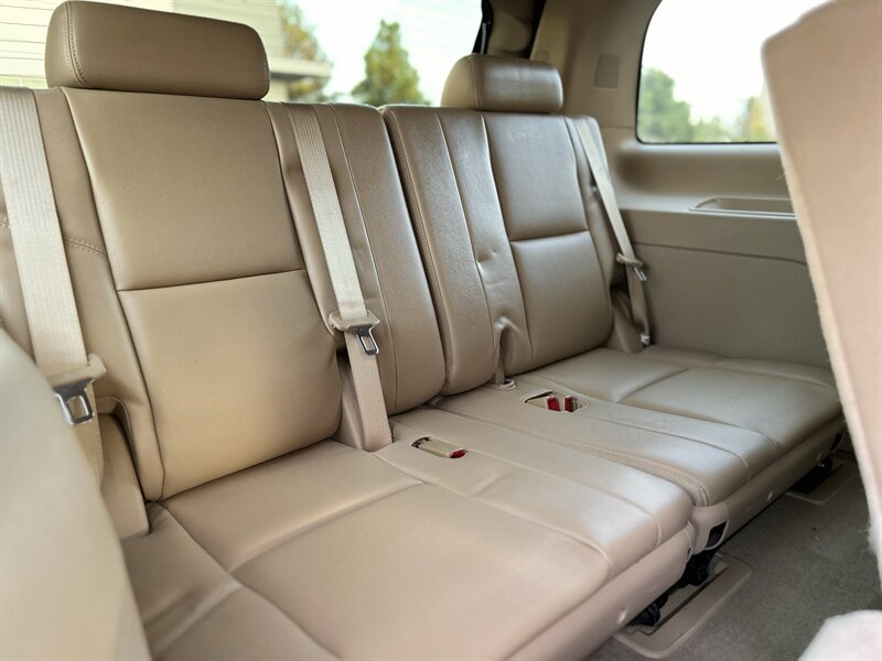 2013 GMC Yukon SLT 8 PASS 20 " WHEELS HTD & COOL SEATS SUPER CLEAN   - Photo 59 - Stafford, TX 77477