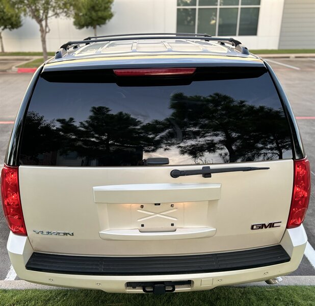 2013 GMC Yukon SLT 8 PASS 20 " WHEELS HTD & COOL SEATS SUPER CLEAN   - Photo 18 - Stafford, TX 77477