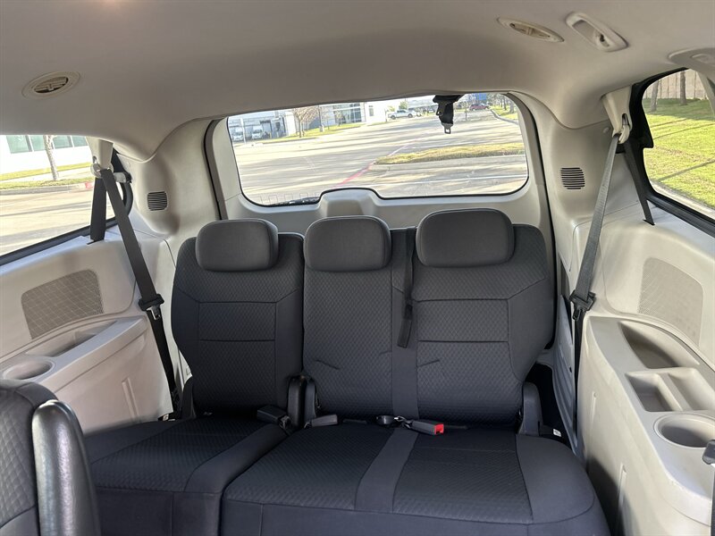 2010 Dodge DODGE GRAND CARAVAN SE 3.3L V6 ALLOY WHEELS FRESH TRADE   - Photo 14 - Stafford, TX 77477