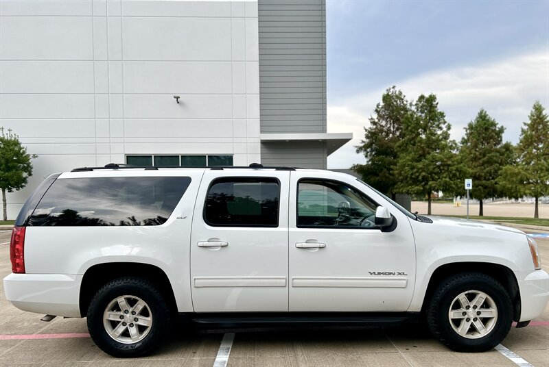 2010 GMC GMC YUKON XL SLT NAV DVD BOSE HTD COOL SEATS R-CAM 7 PASSENGER   - Photo 26 - Stafford, TX 77477