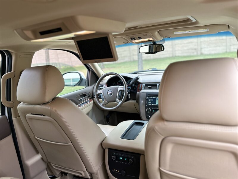 2010 GMC GMC YUKON XL SLT NAV DVD BOSE HTD COOL SEATS R-CAM 7 PASSENGER   - Photo 66 - Stafford, TX 77477