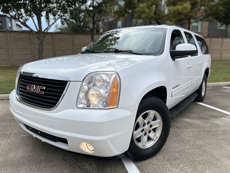 2010 GMC GMC YUKON XL SLT NAV DVD BOSE HTD COOL SEATS R-CAM 7 PASSENGER   - Photo 8 - Stafford, TX 77477