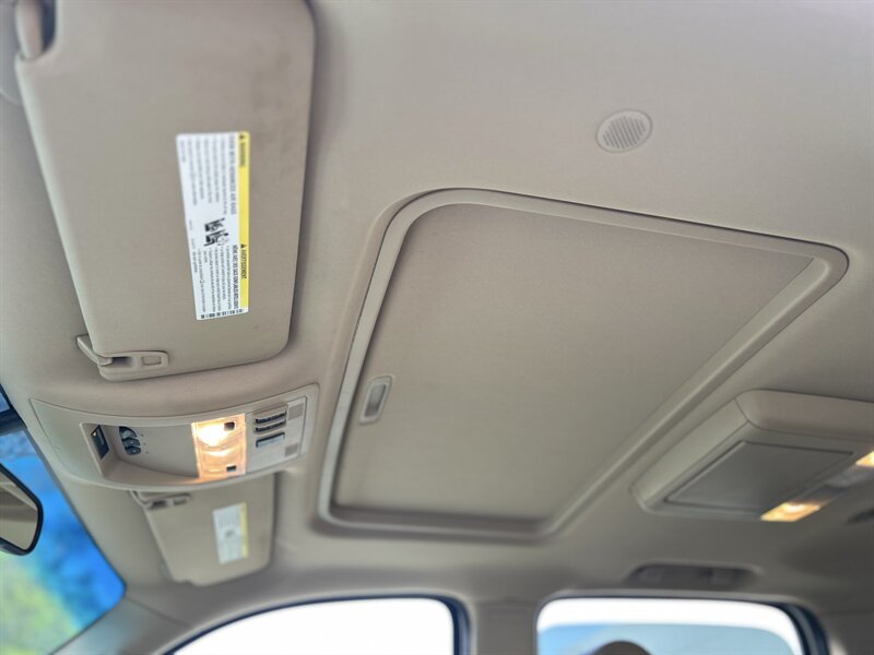 2010 GMC GMC YUKON XL SLT NAV DVD BOSE HTD COOL SEATS R-CAM 7 PASSENGER   - Photo 52 - Stafford, TX 77477