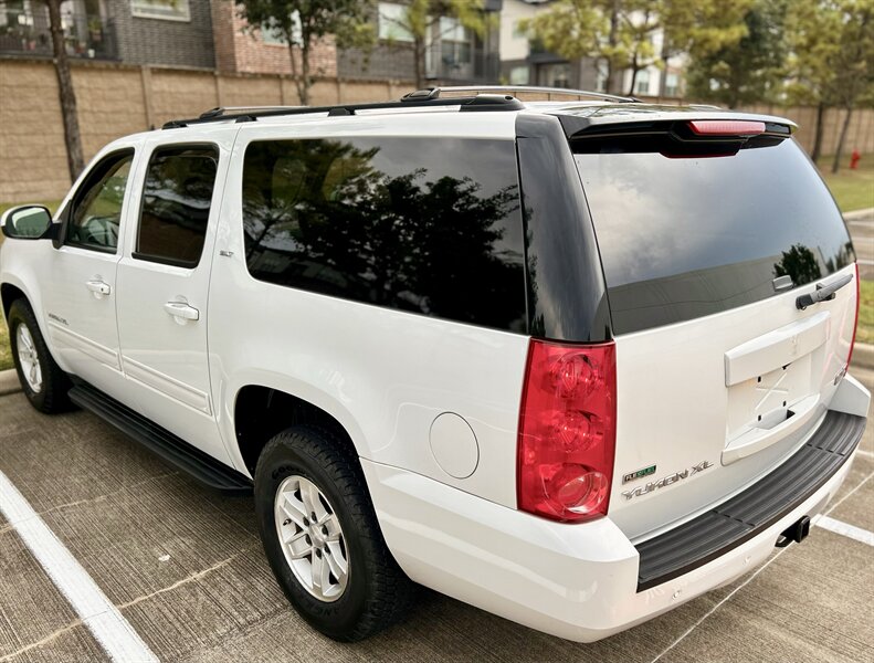 2010 GMC GMC YUKON XL SLT NAV DVD BOSE HTD COOL SEATS R-CAM 7 PASSENGER   - Photo 23 - Stafford, TX 77477