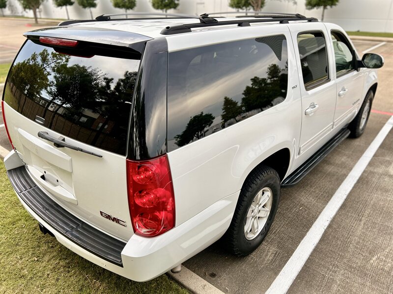 2010 GMC GMC YUKON XL SLT NAV DVD BOSE HTD COOL SEATS R-CAM 7 PASSENGER   - Photo 19 - Stafford, TX 77477