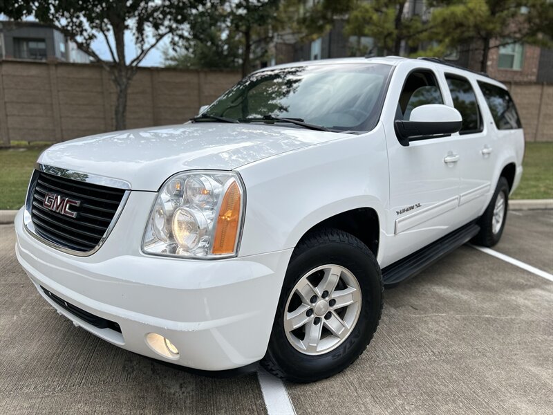 2010 GMC GMC YUKON XL SLT NAV DVD BOSE HTD COOL SEATS R-CAM 7 PASSENGER   - Photo 7 - Stafford, TX 77477