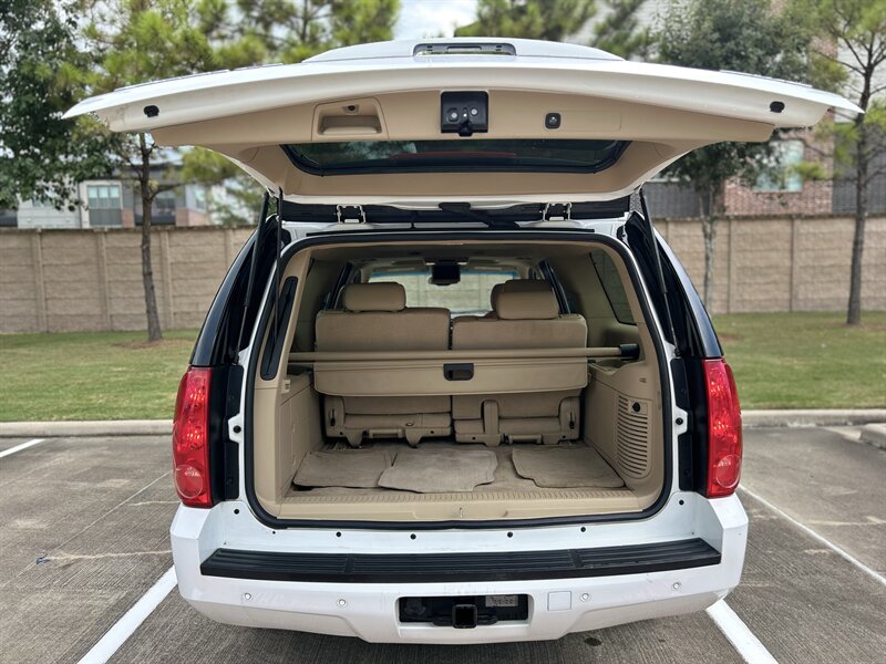 2010 GMC GMC YUKON XL SLT NAV DVD BOSE HTD COOL SEATS R-CAM 7 PASSENGER   - Photo 33 - Stafford, TX 77477