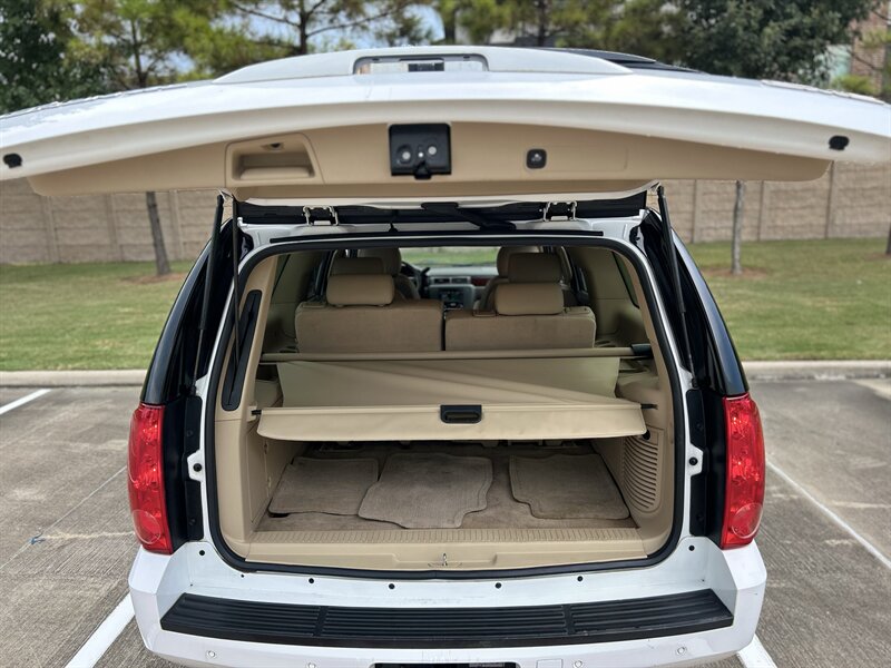 2010 GMC GMC YUKON XL SLT NAV DVD BOSE HTD COOL SEATS R-CAM 7 PASSENGER   - Photo 34 - Stafford, TX 77477