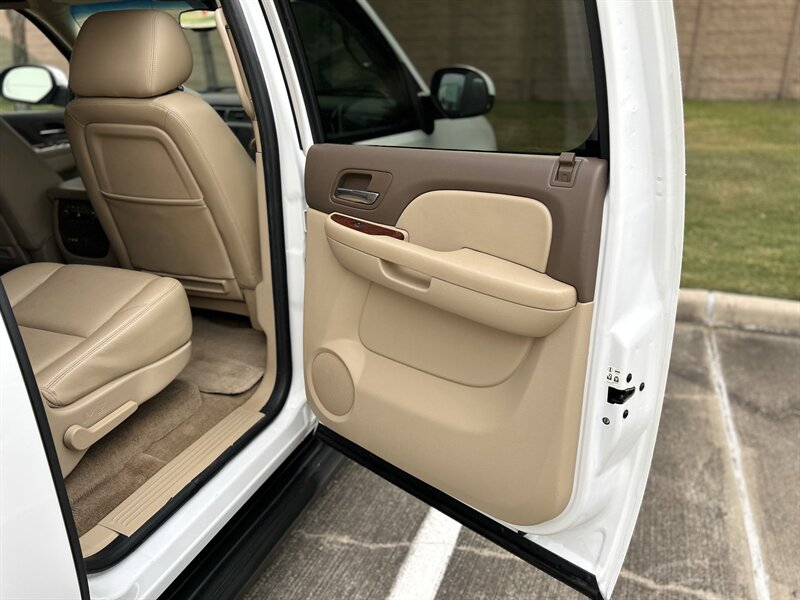 2010 GMC GMC YUKON XL SLT NAV DVD BOSE HTD COOL SEATS R-CAM 7 PASSENGER   - Photo 77 - Stafford, TX 77477