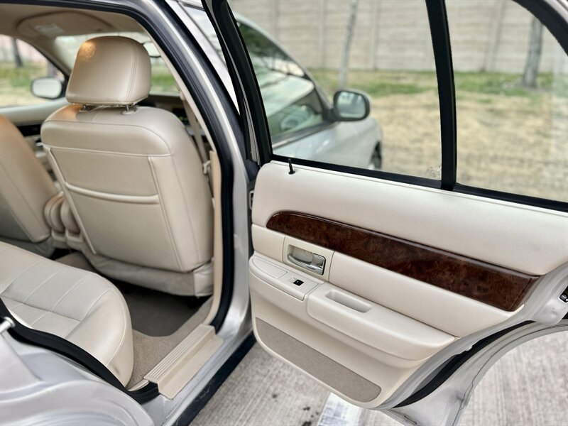 2009 Mercury MERCURY GRAND MARQUIS LS LEATHER WOOD ULTIMATE EDITION YouTube VIDEO   - Photo 44 - Stafford, TX 77477