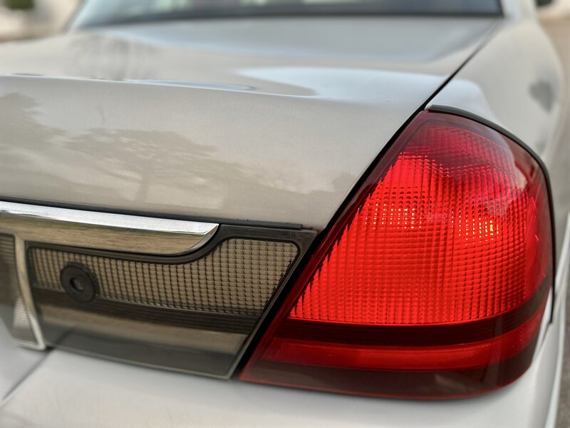 2009 Mercury MERCURY GRAND MARQUIS LS LEATHER WOOD ULTIMATE EDITION YouTube VIDEO   - Photo 60 - Stafford, TX 77477