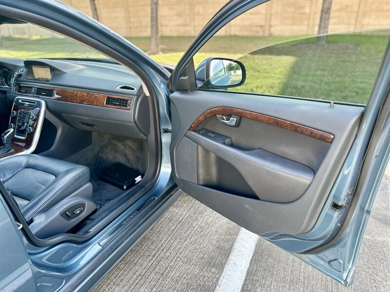 2014 Volvo VOLVO S80 T6 AWD PLATINUM NAVIGATION PRM SOUND R- CAM M.S.R.P. $50,115.00   - Photo 51 - Stafford, TX 77477
