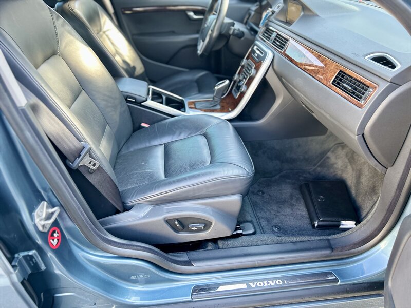 2014 Volvo VOLVO S80 T6 AWD PLATINUM NAVIGATION PRM SOUND R- CAM M.S.R.P. $50,115.00   - Photo 50 - Stafford, TX 77477