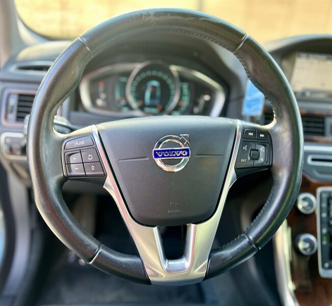 2014 Volvo VOLVO S80 T6 AWD PLATINUM NAVIGATION PRM SOUND R- CAM M.S.R.P. $50,115.00   - Photo 39 - Stafford, TX 77477