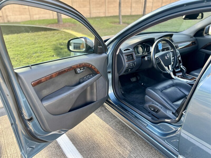 2014 Volvo VOLVO S80 T6 AWD PLATINUM NAVIGATION PRM SOUND R- CAM M.S.R.P. $50,115.00   - Photo 42 - Stafford, TX 77477