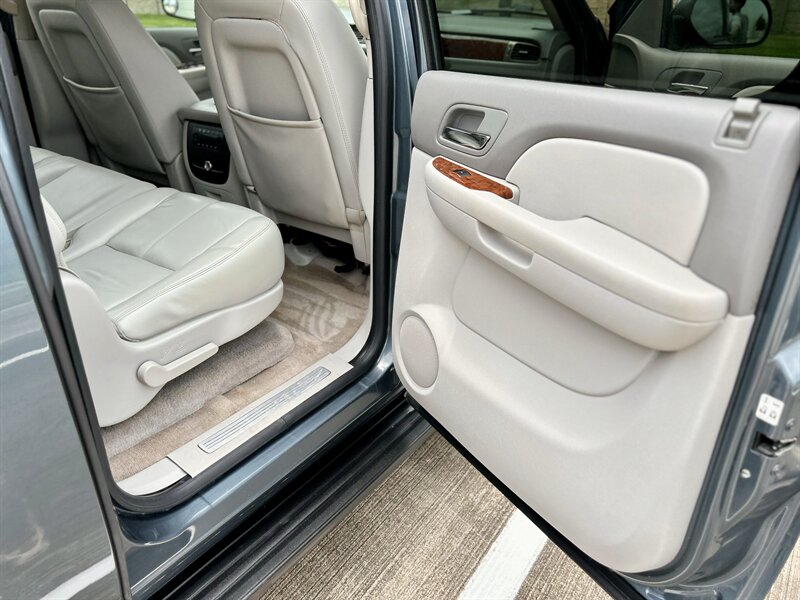 2008 Chevrolet CHEVROLET SUBURBAN LT LEATHER FOG LIGHTS DVD 5.3L V8 YOUTUBE VIDEO   - Photo 53 - Stafford, TX 77477