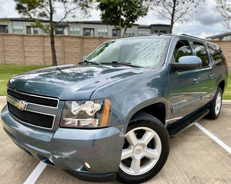 2008 Chevrolet CHEVROLET SUBURBAN LT LEATHER FOG LIGHTS DVD 5.3L V8 YOUTUBE VIDEO   - Photo 8 - Stafford, TX 77477