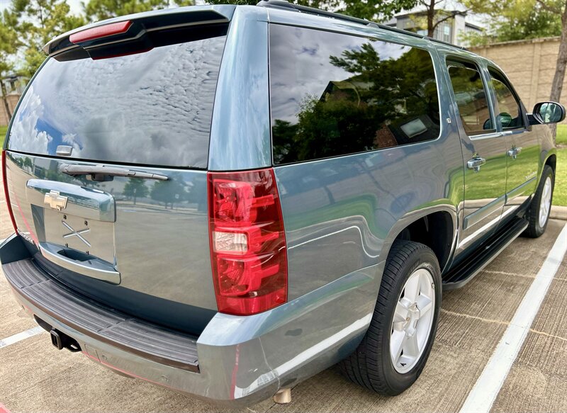 2008 Chevrolet CHEVROLET SUBURBAN LT LEATHER FOG LIGHTS DVD 5.3L V8 YOUTUBE VIDEO   - Photo 20 - Stafford, TX 77477