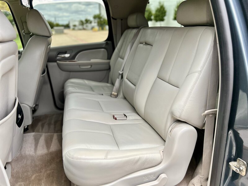 2008 Chevrolet CHEVROLET SUBURBAN LT LEATHER FOG LIGHTS DVD 5.3L V8 YOUTUBE VIDEO   - Photo 35 - Stafford, TX 77477
