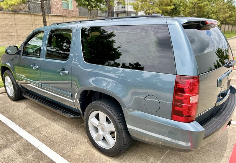 2008 Chevrolet CHEVROLET SUBURBAN LT LEATHER FOG LIGHTS DVD 5.3L V8 YOUTUBE VIDEO   - Photo 24 - Stafford, TX 77477