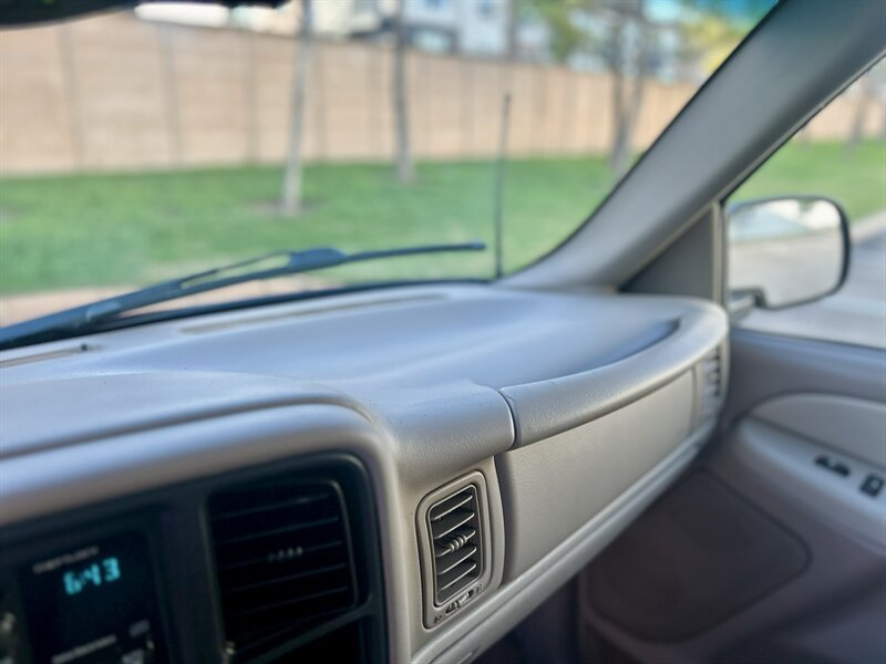 2002 Chevrolet CHEVROLET SUBURBAN LS 5.3L V8 PASSENGER 2 KEYS YOUTUBE VIDEO   - Photo 45 - Stafford, TX 77477