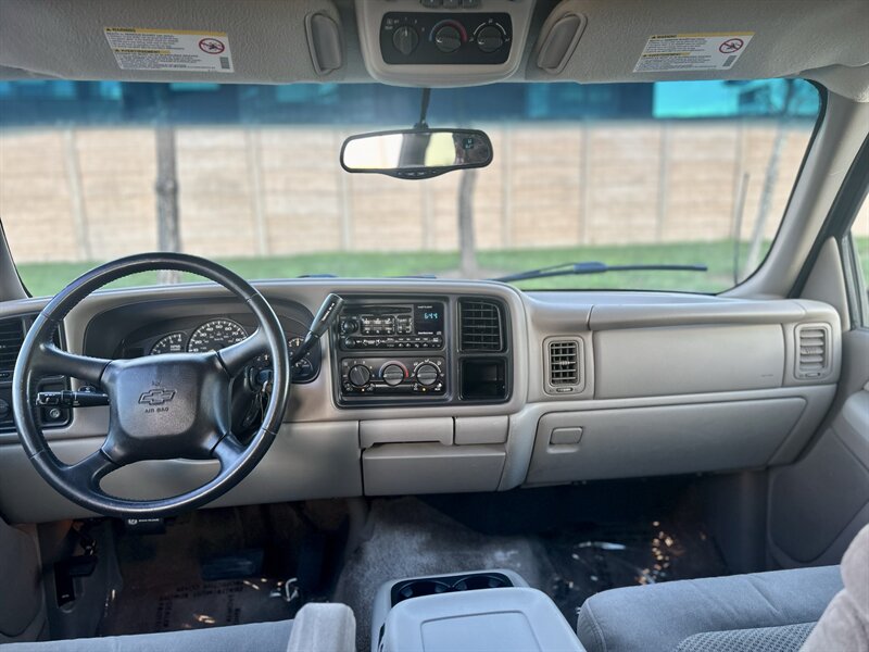 2002 Chevrolet CHEVROLET SUBURBAN LS 5.3L V8 PASSENGER 2 KEYS YOUTUBE VIDEO   - Photo 44 - Stafford, TX 77477