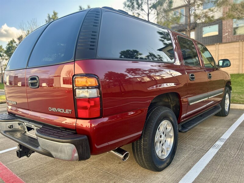 2002 Chevrolet CHEVROLET SUBURBAN LS 5.3L V8 PASSENGER 2 KEYS YOUTUBE VIDEO   - Photo 18 - Stafford, TX 77477