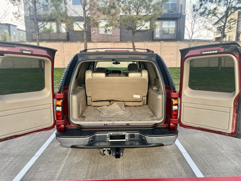2002 Chevrolet CHEVROLET SUBURBAN LS 5.3L V8 PASSENGER 2 KEYS YOUTUBE VIDEO   - Photo 15 - Stafford, TX 77477