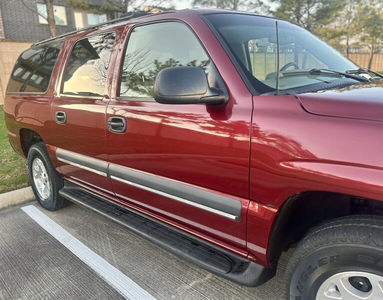 2002 Chevrolet CHEVROLET SUBURBAN LS 5.3L V8 PASSENGER 2 KEYS YOUTUBE VIDEO   - Photo 27 - Stafford, TX 77477