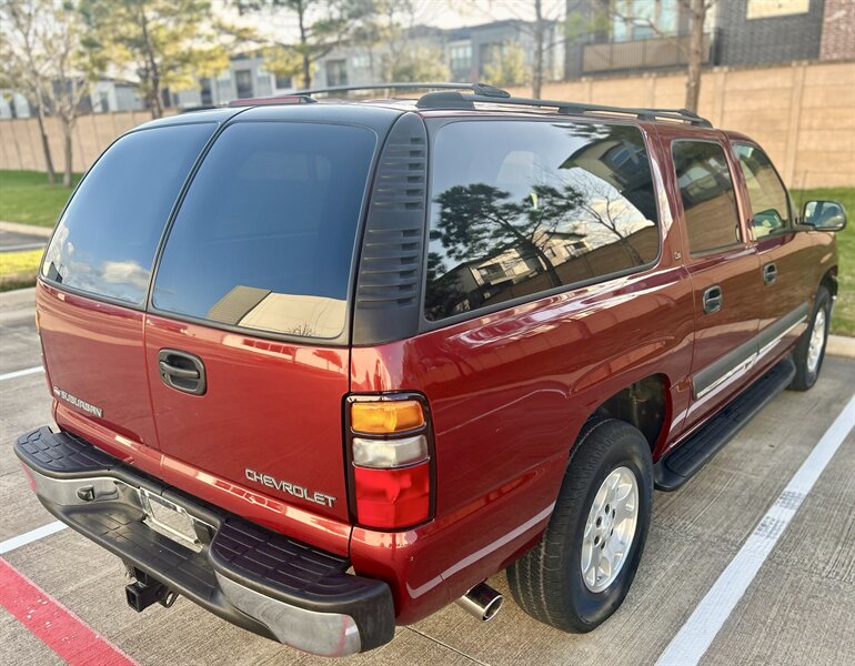 2002 Chevrolet CHEVROLET SUBURBAN LS 5.3L V8 PASSENGER 2 KEYS YOUTUBE VIDEO   - Photo 16 - Stafford, TX 77477