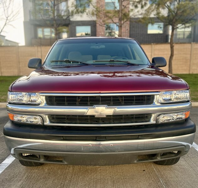 2002 Chevrolet CHEVROLET SUBURBAN LS 5.3L V8 PASSENGER 2 KEYS YOUTUBE VIDEO   - Photo 10 - Stafford, TX 77477