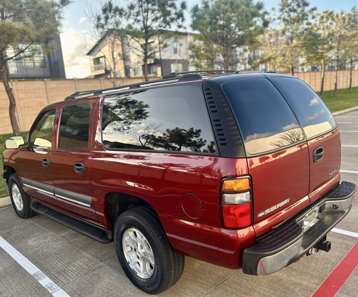 2002 Chevrolet CHEVROLET SUBURBAN LS 5.3L V8 PASSENGER 2 KEYS YOUTUBE VIDEO   - Photo 11 - Stafford, TX 77477