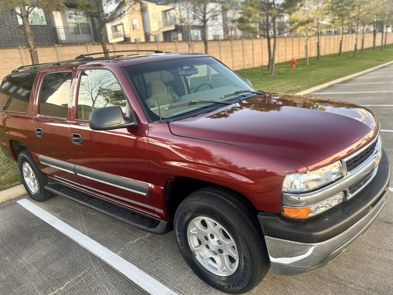 2002 Chevrolet CHEVROLET SUBURBAN LS 5.3L V8 PASSENGER 2 KEYS YOUTUBE VIDEO   - Photo 6 - Stafford, TX 77477