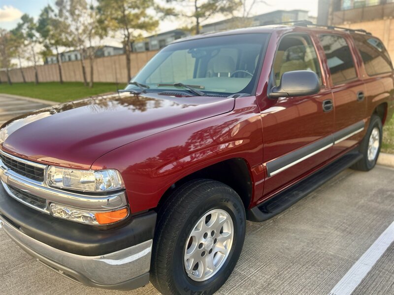 2002 Chevrolet CHEVROLET SUBURBAN LS 5.3L V8 PASSENGER 2 KEYS YOUTUBE VIDEO   - Photo 4 - Stafford, TX 77477