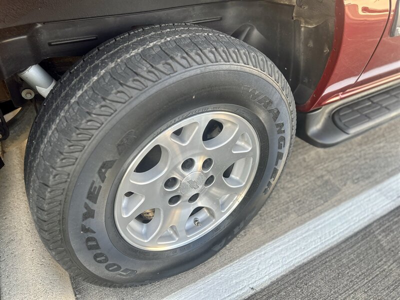 2002 Chevrolet CHEVROLET SUBURBAN LS 5.3L V8 PASSENGER 2 KEYS YOUTUBE VIDEO   - Photo 64 - Stafford, TX 77477