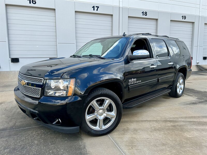 2012 Chevrolet Suburban LT   - Photo 5 - Stafford, TX 77477