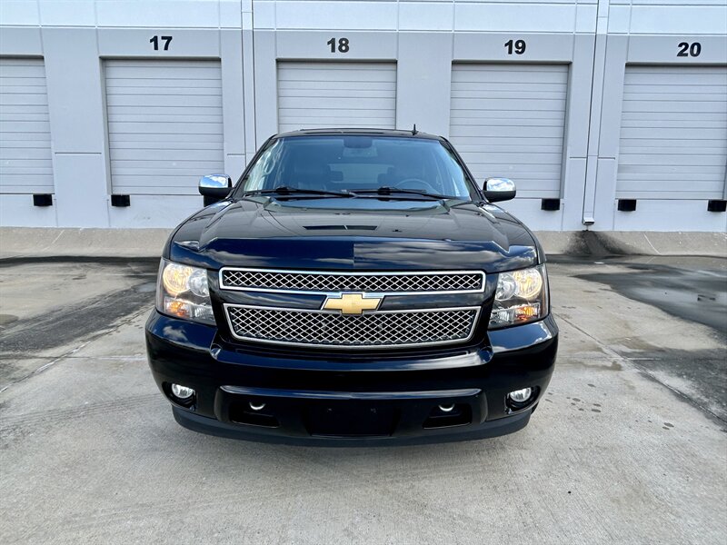 2012 Chevrolet Suburban LT   - Photo 8 - Stafford, TX 77477