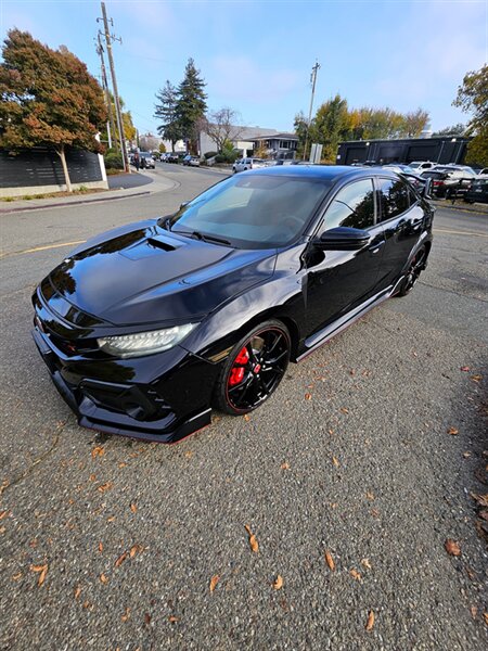 2021 Honda Civic Hatchback Type-R's photo