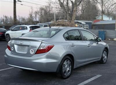 2012 Honda Civic Hybrid   - Photo 2 - Colorado Springs, CO 80909