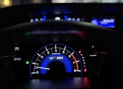 2012 Honda Civic Hybrid   - Photo 8 - Colorado Springs, CO 80909