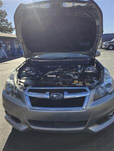 2014 Subaru Legacy 2.5i Premium   - Photo 6 - Colorado Springs, CO 80909
