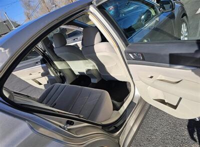 2014 Subaru Legacy 2.5i Premium   - Photo 16 - Colorado Springs, CO 80909