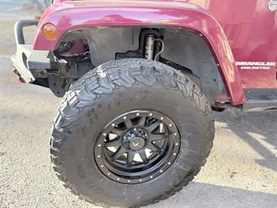 2013 Jeep Wrangler Unlimited Rubicon   - Photo 38 - Colorado Springs, CO 80909