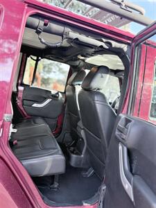 2013 Jeep Wrangler Unlimited Rubicon   - Photo 11 - Colorado Springs, CO 80909