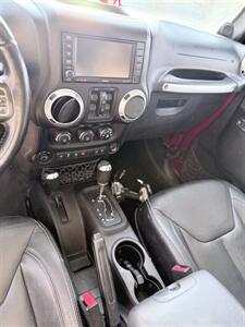 2013 Jeep Wrangler Unlimited Rubicon   - Photo 34 - Colorado Springs, CO 80909