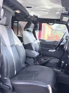 2013 Jeep Wrangler Unlimited Rubicon   - Photo 36 - Colorado Springs, CO 80909