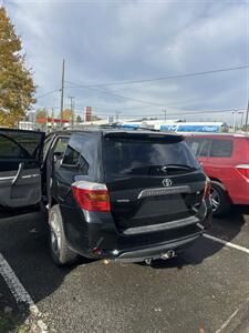 2009 Toyota Highlander Sport - Photo 3 - Sweet Home, OR 97386